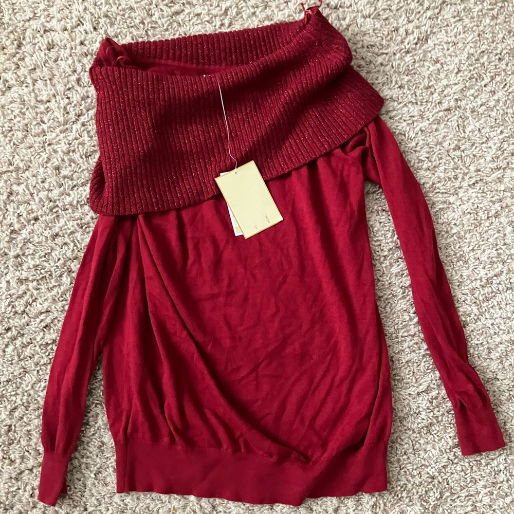 Michael Kohrs Women’s Offshoulder Sweater
